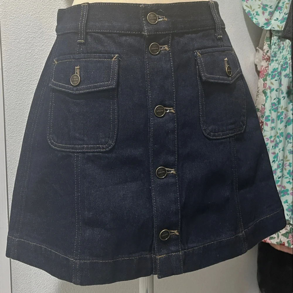 J. Crew Patch-pocket denim mini skirt in Rinse wash women’s size 2 NWT - Picture 5 of 7